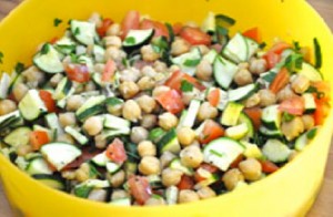 BE FIT JC Quick Chickpea Salad recipe nutrition